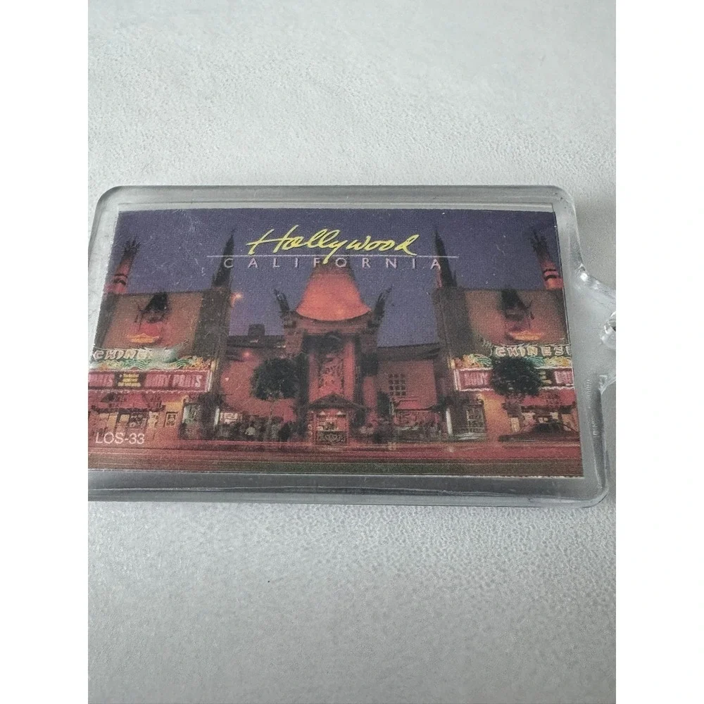 Vintage Hollywood California Chinese‎ Theatre Acrylic Keychain Souvenir LOS-33